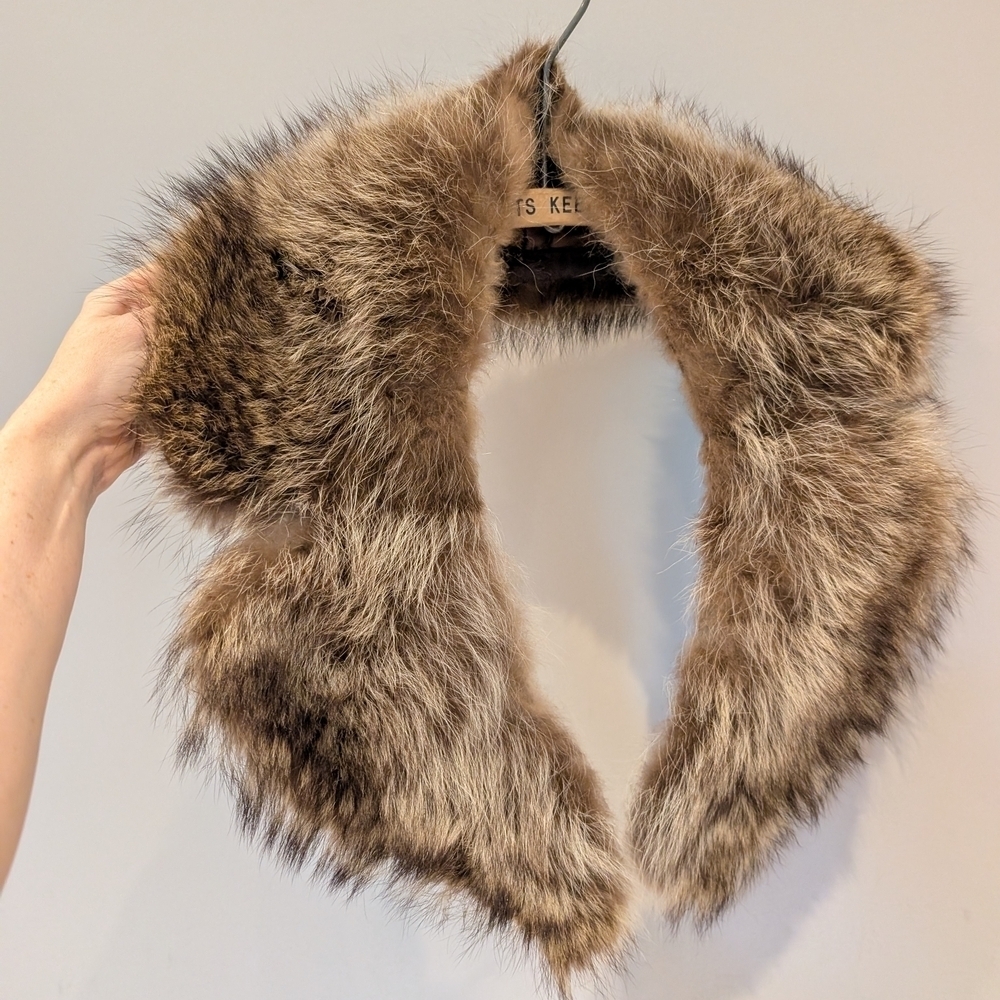 Faux Fur Collar in Brown With Vintage Hanger